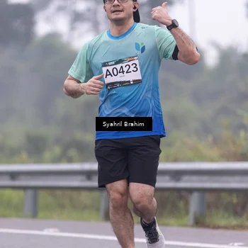 Runner Photo 8943567