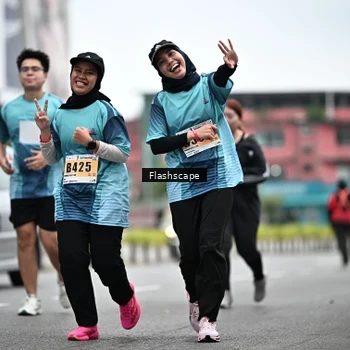 Runner Photo 8943639