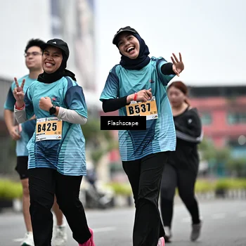 Runner Photo 8943743