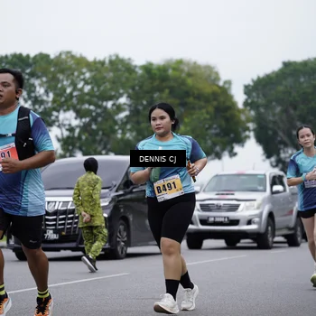 Runner Photo 8943753