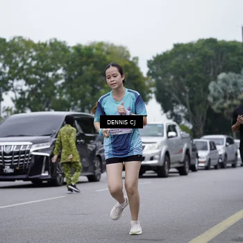 Runner Photo 8943775