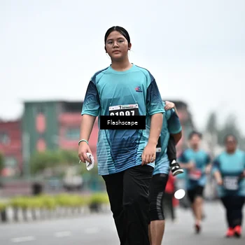 Runner Photo 8943776