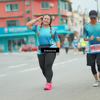 Runner Photo 8943811