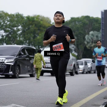 Runner Photo 8943822