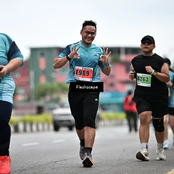 Runner Photo 8943823