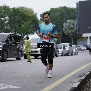 Runner Photo 8943848