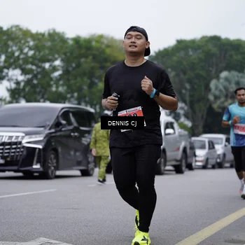 Runner Photo 8943919