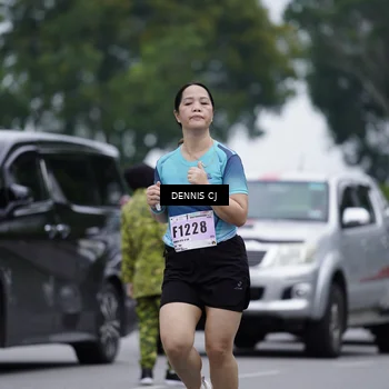 Runner Photo 8943940