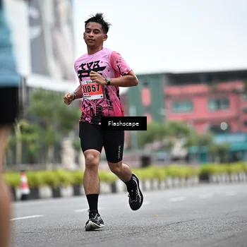 Runner Photo 8943948