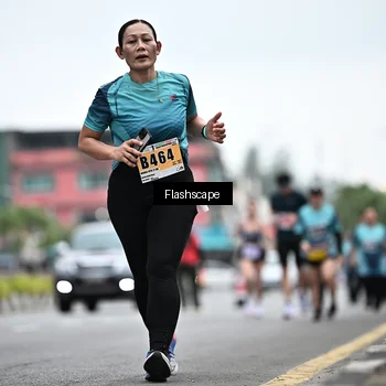 Runner Photo 8944044