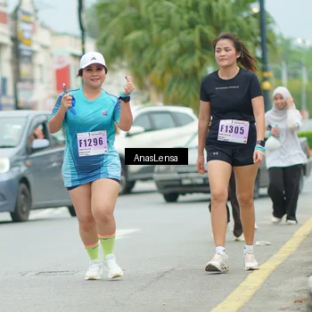 Runner Photo 8944047