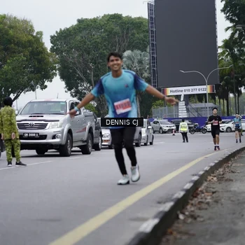 Runner Photo 8944058