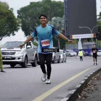 Runner Photo 8944075