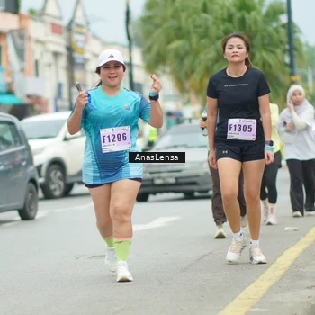 Runner Photo 8944079