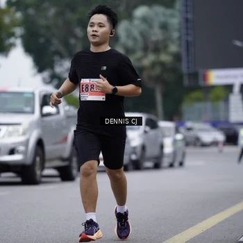 Runner Photo 8944138