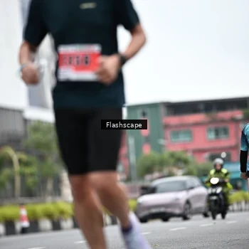 Runner Photo 8944153