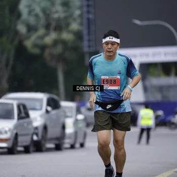 Runner Photo 8944169