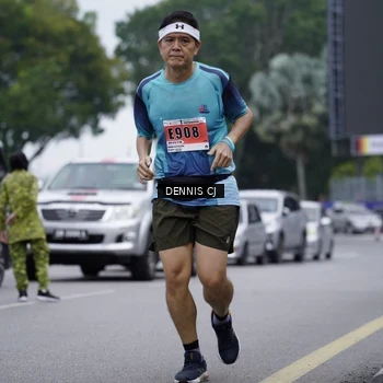 Runner Photo 8944181