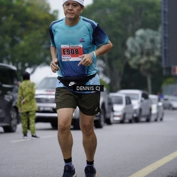 Runner Photo 8944204