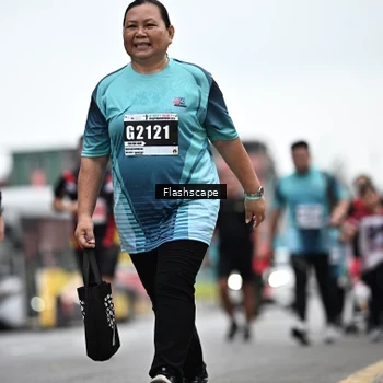 Runner Photo 8944243