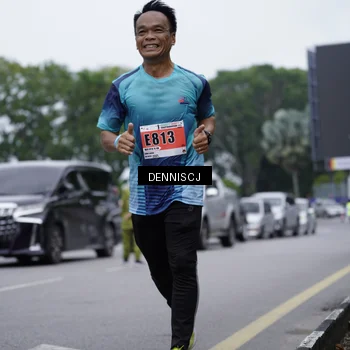 Runner Photo 8944296