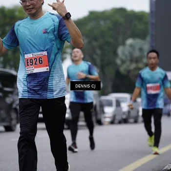 Runner Photo 8944318