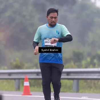 Runner Photo 8944345