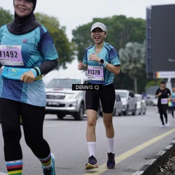 Runner Photo 8944436