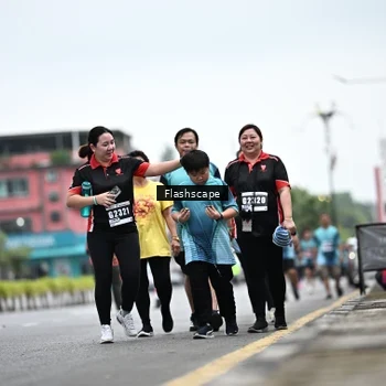 Runner Photo 8944450