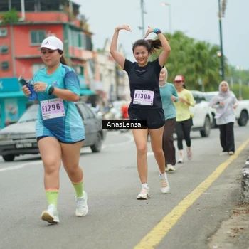 Runner Photo 8944495