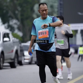 Runner Photo 8944504