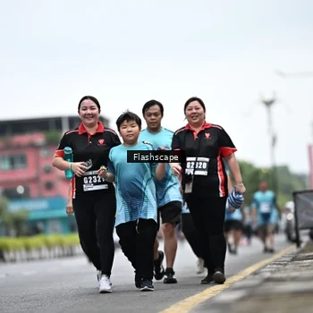 Runner Photo 8944506