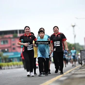 Runner Photo 8944522