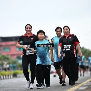 Runner Photo 8944528