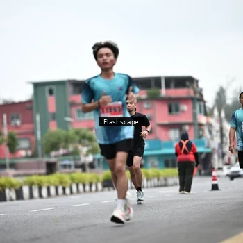 Runner Photo 8944533