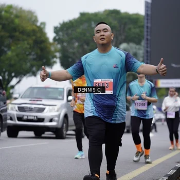 Runner Photo 8944565