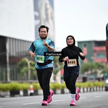 Runner Photo 8944591