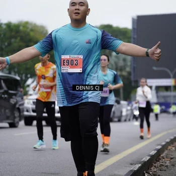 Runner Photo 8944598