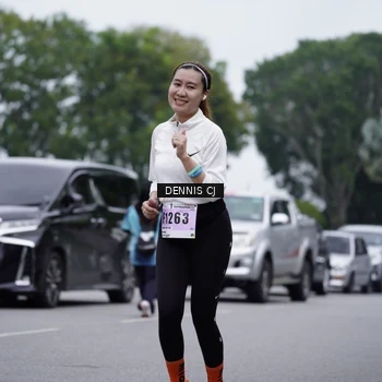 Runner Photo 8944617