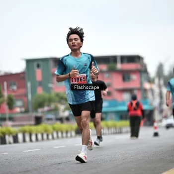 Runner Photo 8944618