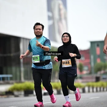 Runner Photo 8944632