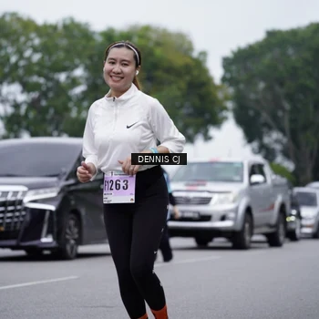 Runner Photo 8944638