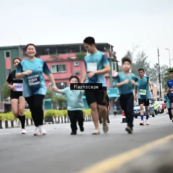 Runner Photo 8944681