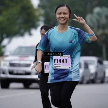 Runner Photo 8944699