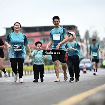 Runner Photo 8944714
