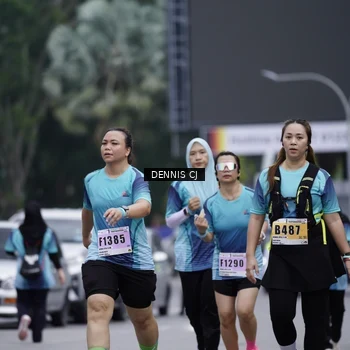 Runner Photo 8944726
