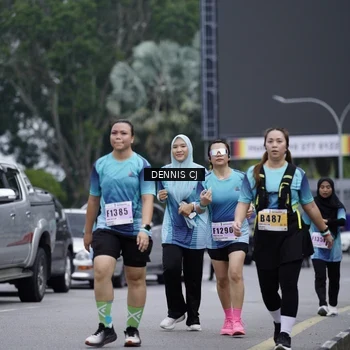 Runner Photo 8944728