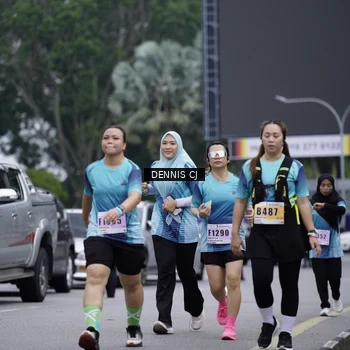 Runner Photo 8944736