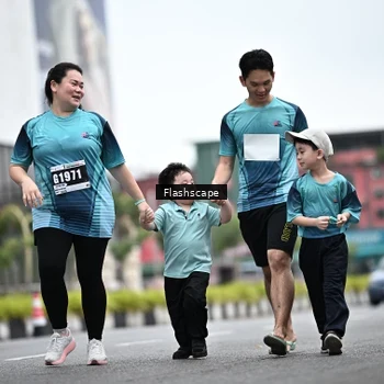 Runner Photo 8944755