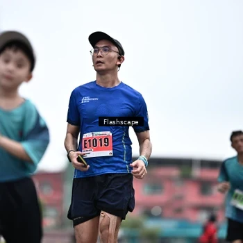 Runner Photo 8944785